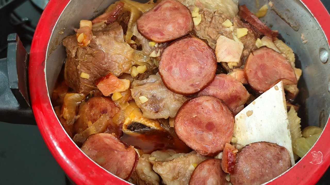 Costela Assada na Panela de pressão com Bacon e Calabresa 