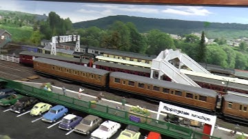 Dave`s Model Railway Deltic and Disco..+