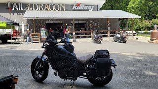 Rebel 1100 DCT Tail of the dragon
The AMAZING Rebel 1100 DCT riding Tail Of The Dragon in manual mode. Which cruiser can perform like this? Using the manual mode and paddle shifters on a DCT. Rebel 1100 DCT Tail of the dragon