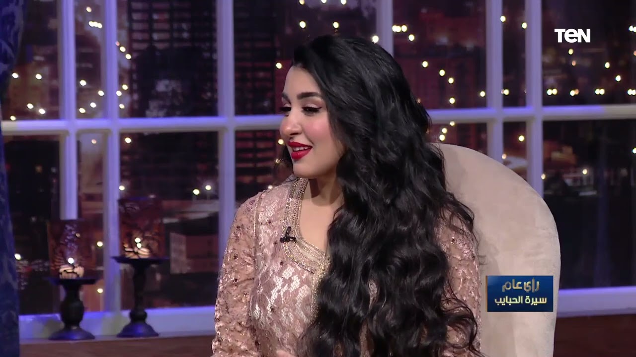 بعد قصة حب طويلة.. مينا عطا يحكي تفاصيل ارتباطه بزوجته 