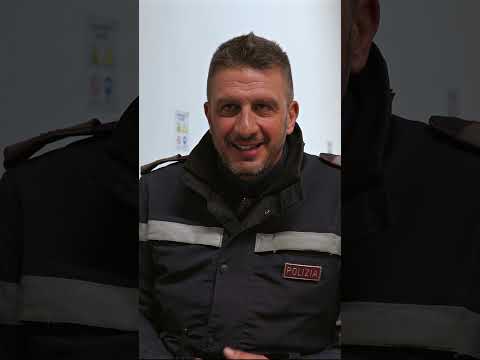 Video Cosa vuol dire essere un poliziotto?