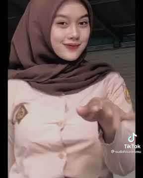 story wa cewek cantik masih sekolah goyang ll 66