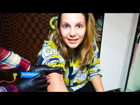 Video: Lazarev și-a făcut un tatuaj în cinstea fiicei sale