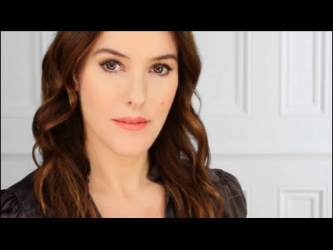 confidence boosting makeup by Lisa Eldridge with Lancôme - YouTube