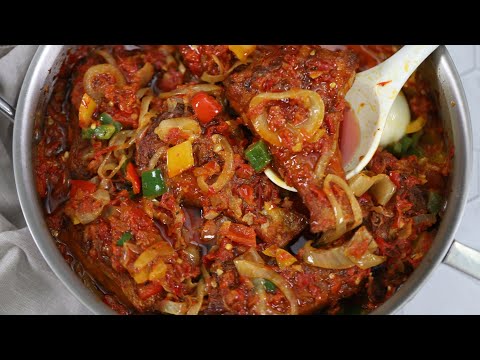 Video: Fish With Sauce In A Pan - A Step By Step Recipe With A Photo
