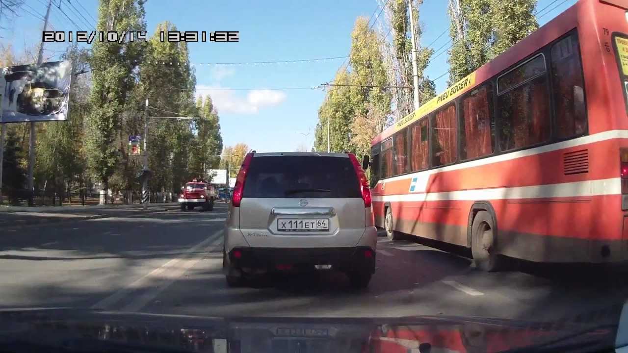 Авария мерседес саратов