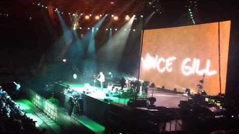 Vince Gill - Get Over You - C2C - O2 Arena