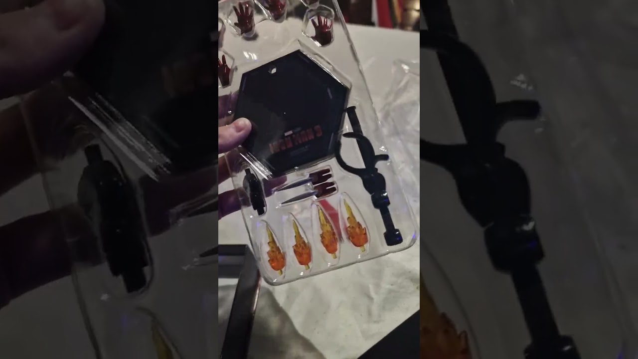 Iron Man Mark 33 Silver Centurion Unboxing Video