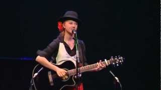 Video thumbnail of "laura van Kaam (14 j.), de Achterhoek"