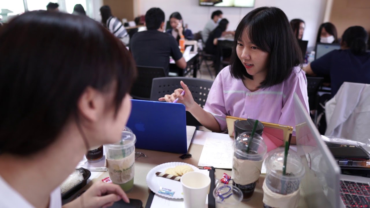 ภาพบรรยากาศ กิจกรรม Hackathon Rush To Startup - YouTube
