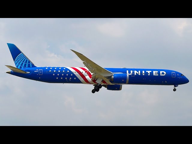 Inaugural United 787-10 Stars and Stripes America250 Livery