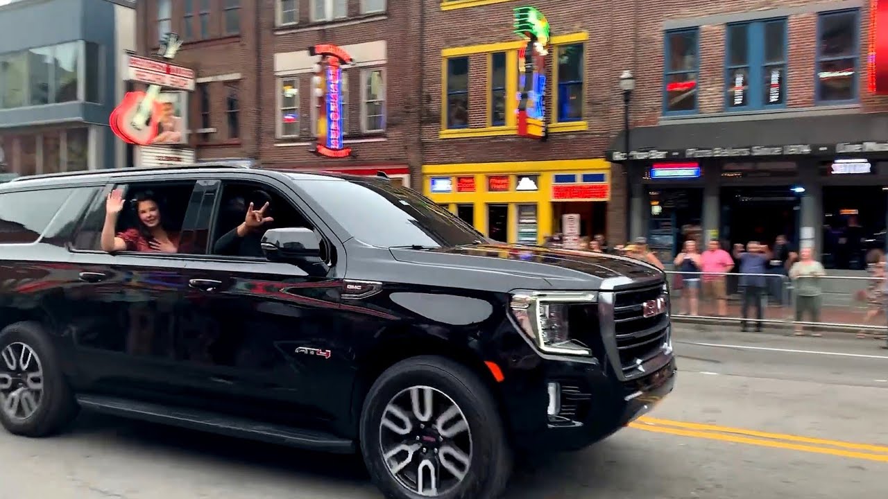 Naomi Judd Procession, Funeral and Memorial Service YouTube