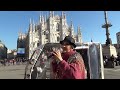 Milano piazza del duomo 05 febbraio 2016  marina madreperla canta cant help falling in love di
