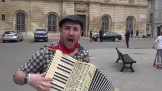 Video voorbeeld van "SI JE VOTE BLANC (parodie de  "Un homme debout" par Anthony JOUBERT)"