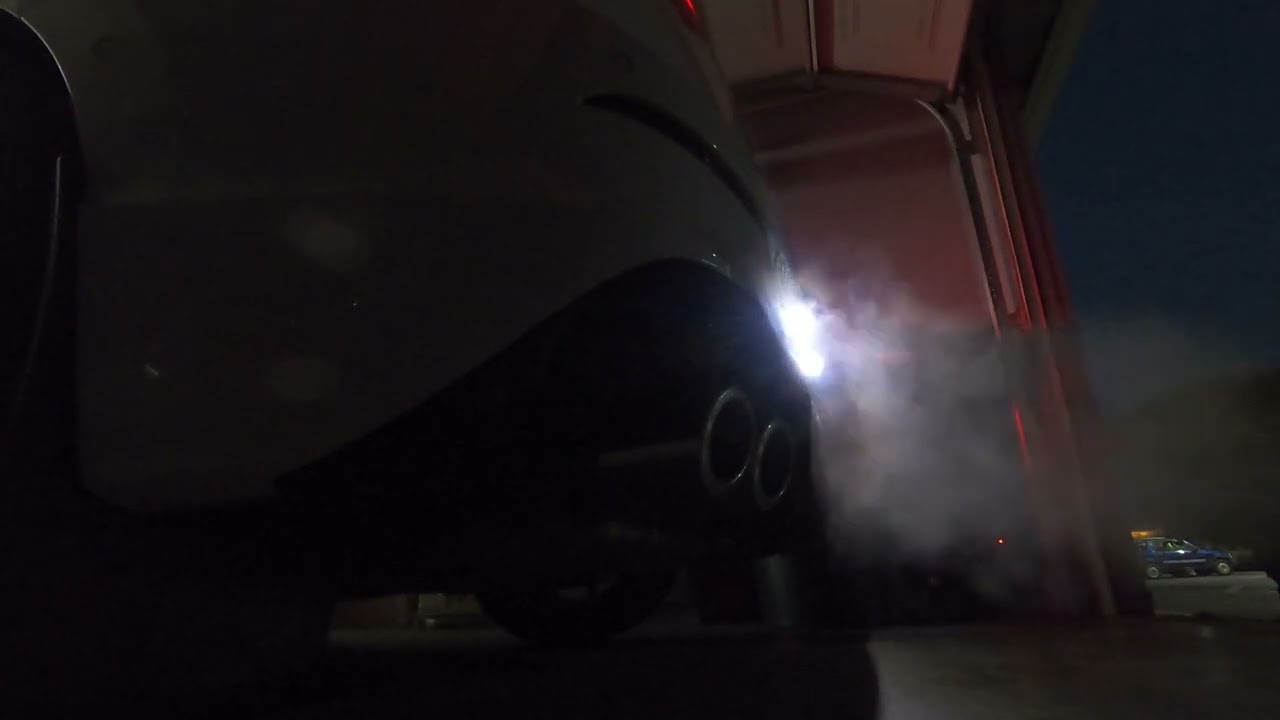 MK8 Golf R exhaust popcorn sounds