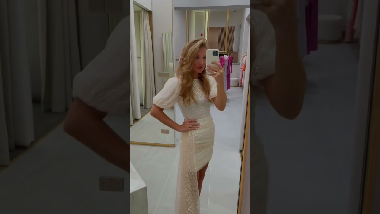 Try a new look from Post Meridiem 🤍 