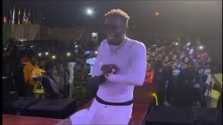 Shatta Wale starts his Christmas performances in Osina with electrifying performance of JJC