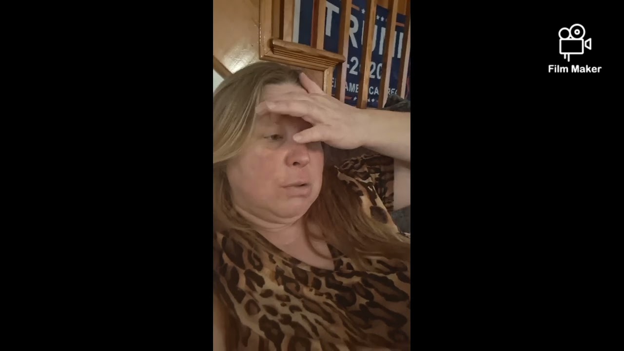 Да прям ультиматумом она мне сообщила