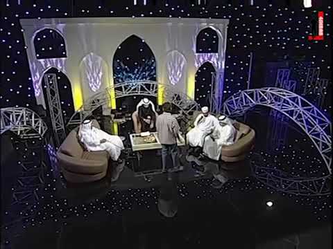 تعجب الخلق من دمعي ومن المي