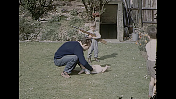 9.5mm Colour Home Movie - Titled: David at the hom...