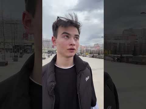 Или всё таки думает ?