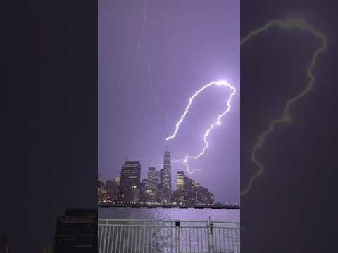 Lightning strikes One World Trade Center in NewYork