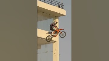 Thumbnail of Extreme jump on Dirt Bike 😳 || High jump challenge jump stepped up || 🤩🤩