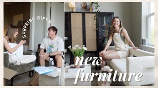 VLOG: new furniture, a surprise engagement + birthday gifts