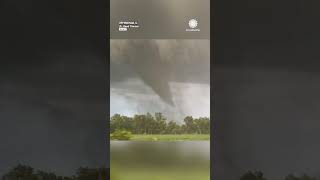 Reed Timmer Captures Violent tornado crossing I-70 in Illinois