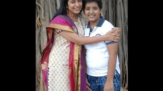 Actress - Suhasini Maniratnam Family Video