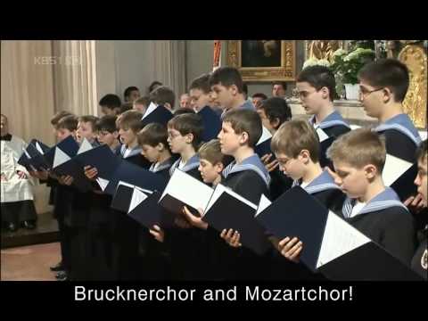Wiener Sangerknaben - Kaiser Walzer - YouTube