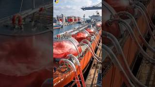 How giant LPG Ships Safely Unload Gas at Ports #shorts #ocean