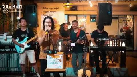 Antara Benci dan Rindu Ratih Purwasih Cover Dua Hati Coffee and kitchen