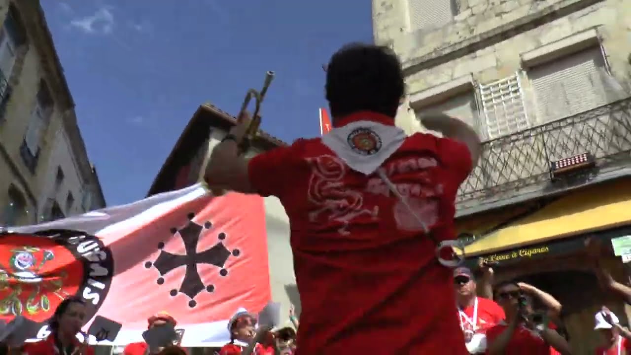 Les BOLEROS BURGAIS, passage place du Lion d'Or, dimanche 14 mai, CONDOM 2022  (2e partie)