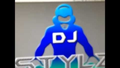 DJ Stylz @ BarCode  Lounge playing Estelle "Make her Say"