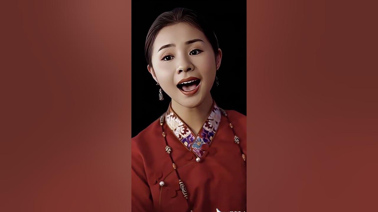 Beautiful Tibetan girl who is good at singing and dancing