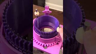 Machine knitting a cuff-down sock