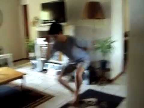 Hoender man 1.AVI