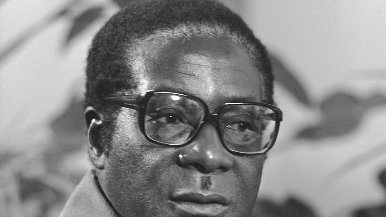 ROBERT MUGABE AKIMPONGEZA BOB MARLEY APRIL 1980.