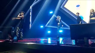 KARD Dimelo dance mirror