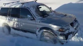 : Pajero SPORT vs Patrol snow