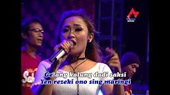 Intan Chacha - Gelang Kalung  [OFFICIAL]  - Durasi: 4:50. 