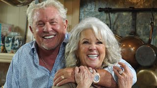 Chillin' Out | POSITIVELY PAULA | Season 1 | Episode 13 Details