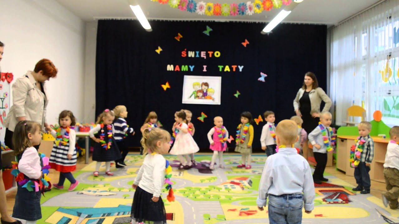Przedszkole Chatka Misia Dzień Mamy i Taty - Biedronki 2015
