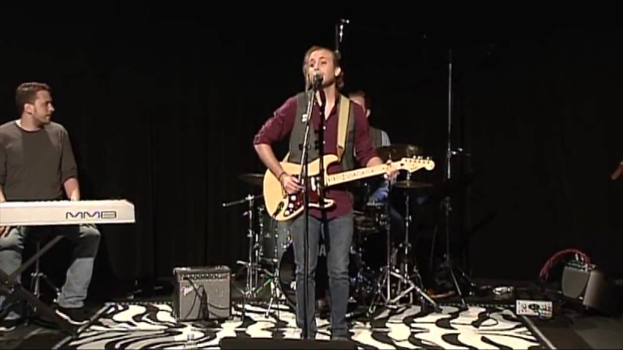 Human Nature (Michael Jackson cover) - Live on MNN