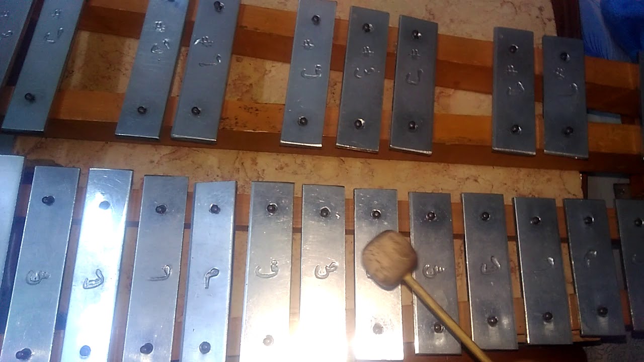 تعليم عزف ترنيمه خشب في خشب