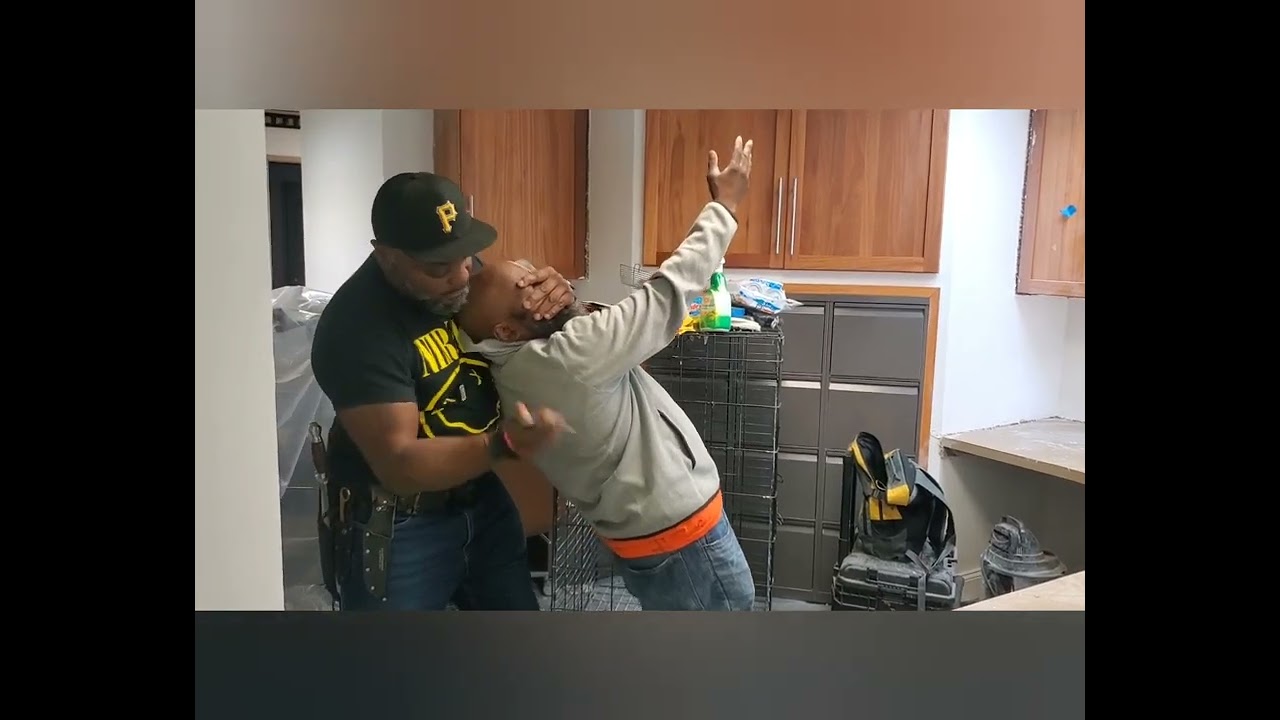 52 Vt-K Combat Concepts: Pt.2 of the Medusa Edged Weapon System review.