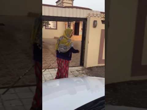 امراه تنحاش من خدامه افريقيه انتبهو ههههههههههههههه