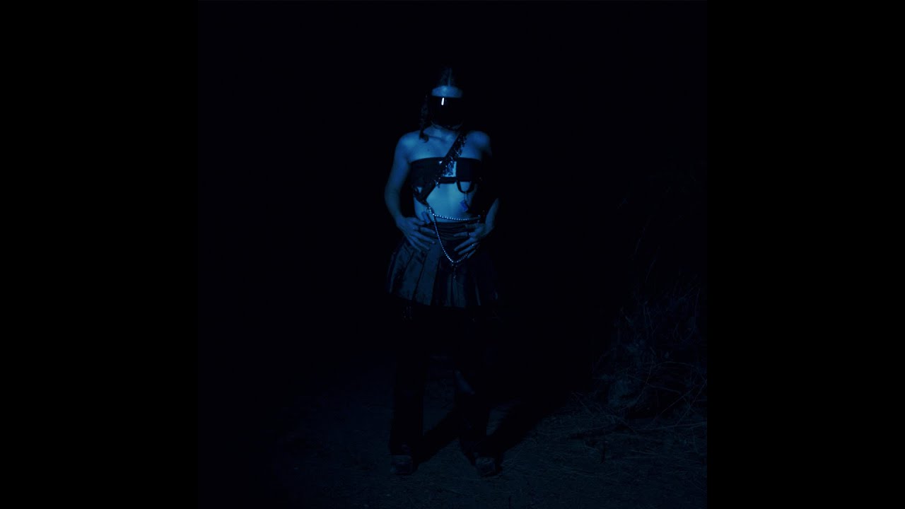 YouTubeでCVMILLE - Blue Planet (Official Music Video)を視聴