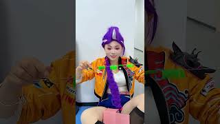 How do you bring your eyelashes in     #kpop #funny
